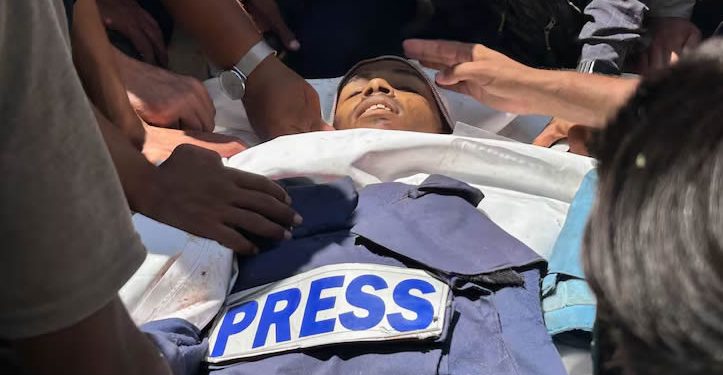 Israel ataca hospital en Gaza y comete matanza de periodistas: “Quieren que nadie informe del genocidio”