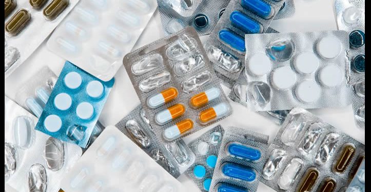 Aranceles a productos farmacéuticos podrían llegar a 250%, amenaza Trump; “queremos que se fabriquen en nuestro país”, dice