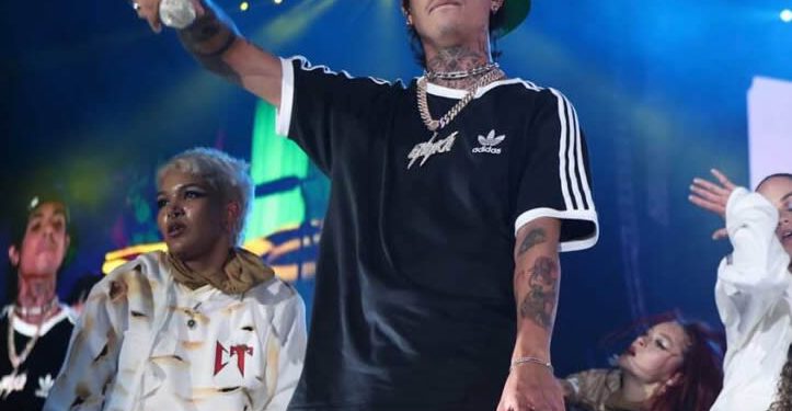 Escándalo en Baja Beach Fest: Natanael Cano golpea a su DJ