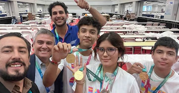 Equipo mexicano se corona con oro en concurso de robótica en China: son estudiantes del CECYTECH y del CBTIS