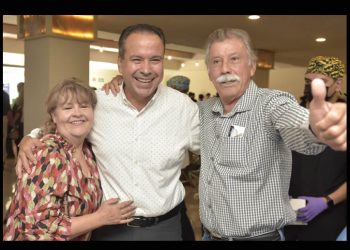 Apoya Toño Astiazarán la salud de adultos mayores