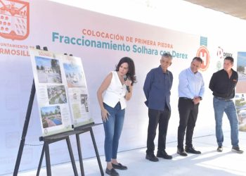 Da Toño banderazo a construcción de vivienda económica con paneles solares