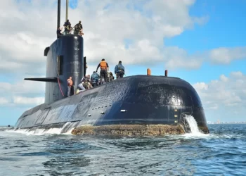 EU ordena despliegue de dos submarinos nucleares cerca de Rusia tras declaraciones de Medvédev