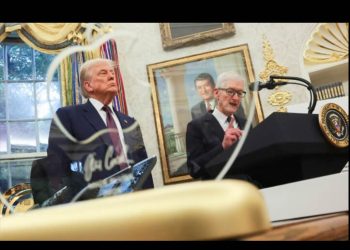 Apple cede ante Trump y eleva su inversión a 600 mil mdd en EU