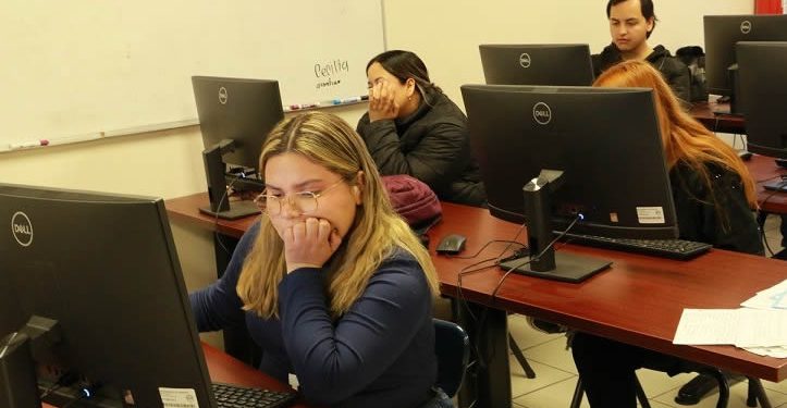 Convoca UNISON a alumnos próximos a terminar su carrera y a ex alumnos a realizar examen de titulación