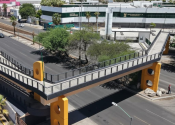 El puente que divide: estudiantes de la Universidad de Sonora exigen cruces seguros a nivel