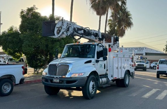 CFE en alerta por apagones causados por tormenta Lorena en Baja California Sur y Sonora