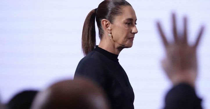 Sheinbaum rechaza negociación con Salinas Pliego: ‘Habrá diálogo, pero negociación de la ley, nunca’