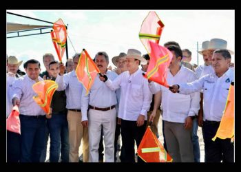 Garantiza Durazo suministro equitativo de agua en comunidades con Plan Integral Río Sonora