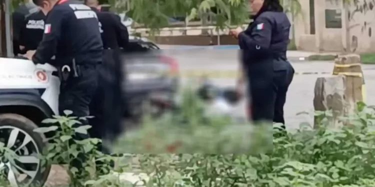 Hombre Asesinado a Balazos a Bordo de una Motocicleta en Hermosillo