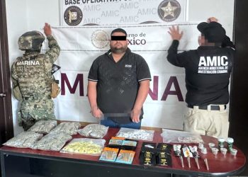 Capturan en Puerto Peñasco a sujeto con drogas y vehículo robado en Estados Unidos