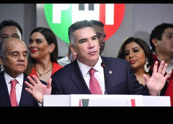 ‘Son una narcodictadura comunista’: ‘Alito’ Moreno acusa a Morena ante la comunidad internacional