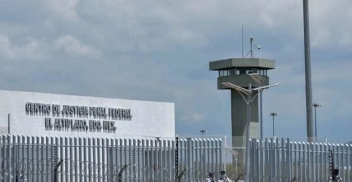 Inicia audiencia del vicealmirante Manuel Roberto Farías Laguna detenido por huachicol fiscal