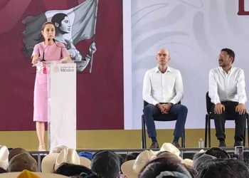 Sheinbaum pide no olvidar ‘la oscura noche neoliberal’ de sexenios de oposición: “Quieren volver por sus fueros”