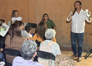 Atiende David Figueroa clamor ciudadano del Distrito 6 Hermosillo