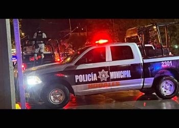 Policía Municipal comete feminidio en Nogales tras discutir y llegar a los golpes con una mujer de 20 años