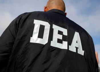 DEA asesta golpe global al Cártel de Sinaloa: 617 arrestos y toneladas de droga