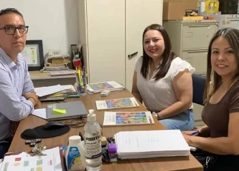 Más de 3 mil personas en SLRC enfrentan rezago educativo, señala ISEA