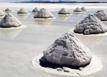 Proponen organismos civiles gravar el agua de uso de para extracción de litio; Condado de Imperial lo rechaza