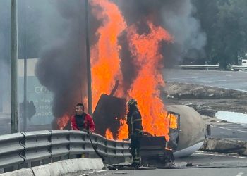 Suman 10 muertos por explosión de pipa en Iztapalapa; 2 víctimas perdieron la vida en las últimas horas