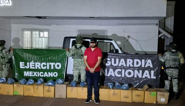 En Sonora, Guardia Nacional y Ejército Mexicano detienen a una persona en posesión de 72 mil cigarrillos con aparente marihuana