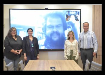 Entrega Astiazarán Premio Nacional de Poesía Alonso Vidal