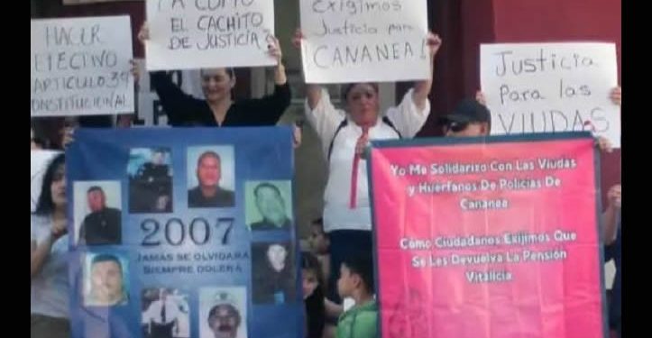 Viudas de policías luchan para que se les devuelva pensión vitalicia cancelada por la alcaldesa de Cananea