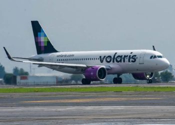 Vuelo Tijuana-La Paz, de Volaris, sufre falla de presurización y aterriza en Sonora