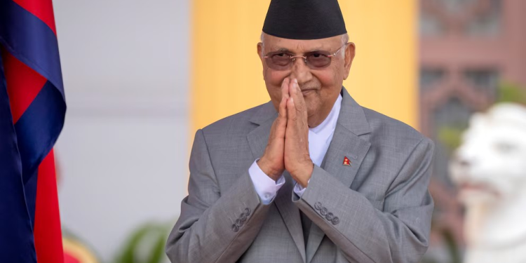Renunció el primer ministro de Nepal que había prohibido las redes sociales y desató una represión que dejó 19 muertos