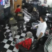 A medio corte de cabello: agentes de ICE irrumpen en una barbería y se llevan a barbero hispano