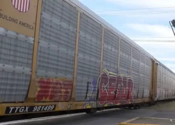 Mujer Joven Resulta Lesionada de Gravedad Tras ser Arrollada por un Tren en Ciudad Obregón