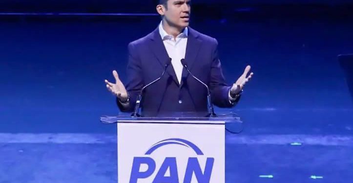 El PAN va por conquistar la simpatía de los universitarios con renovación de imagen