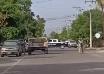 Sujeto Atacó con Cuchillo a Expareja y Amenazó con una Granada a Policías en Hermosillo