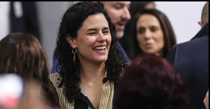 Las claves del robo en el Louvre: siete minutos, cuatro asaltantes y una escalera para acceder a las joyas de la Corona