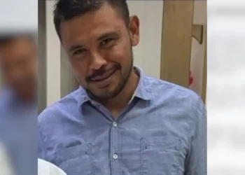 Colectivo Localiza Auto Incendiado, Ropa Táctica y Casquillos en El Sásabe