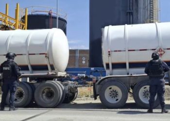 Sigue el huachicol… aseguran más de un millón 600 mil litros en cateo a empresa en Guanajuato