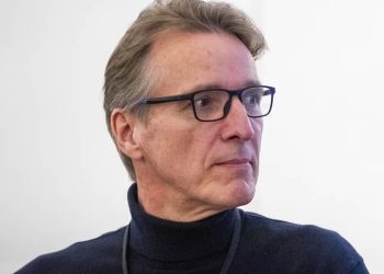 Arthur Brand, detective del arte tras el asalto al Louvre: “Es más fácil robar en un museo que en una joyería famosa”