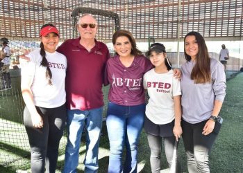 El beisbol es parte de ser sonorense: Lorenia Valles