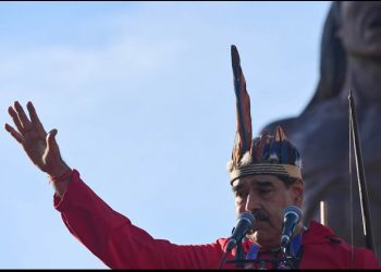 Maduro: 90% de venezolanos repudia a “la bruja demoníaca” de Corina Machado