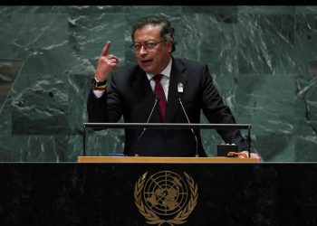 Gustavo Petro expulsa a toda la delegación diplomática de Israel en Colombia