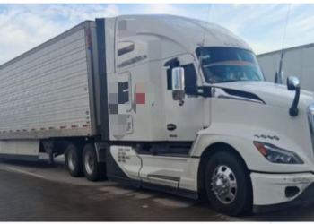 Arrestan en Sonora a chofer que llevaba cargamento de fentanilo oculto en el camarote de un tráiler