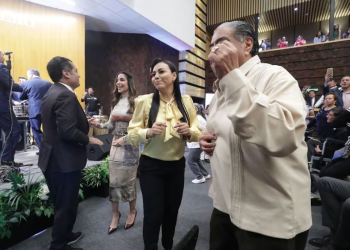 Gutiérrez Luna califica como “evento cultural” baile de la Sonora Santanera en San Lázaro; rechaza críticas por tragedia en Veracruz