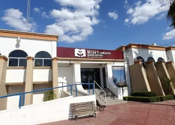 Llaman a denunciar coyotaje en programa estatal de becas en Sonora