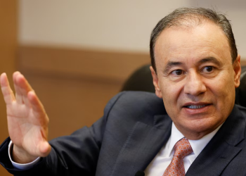 Alfonso Durazo pide a productores no afectar a la población durante bloqueo en garita Mariposa