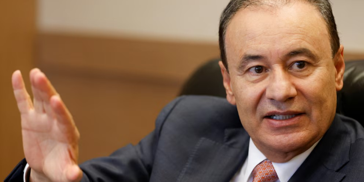 Alfonso Durazo pide a productores no afectar a la población durante bloqueo en garita Mariposa