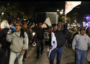 Maestros de la CNTE ‘toman’ el Zócalo de la CDMX; inician paro nacional de 48 horas