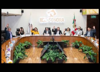 Gobierno le mete “tijera” a la solicitud de presupuesto del IEES-2026; Reduce el monto de 551 a 441 millones de pesos