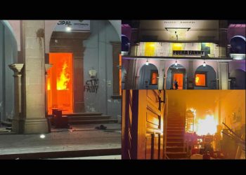 Manifestantes incendian Palacio Municipal de Apatzingán, mientras viuda de Carlos Manzo llama a protestas pacíficas