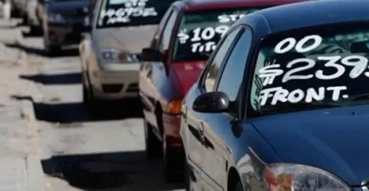 Publican decreto para extender permiso para autos “chocolate”