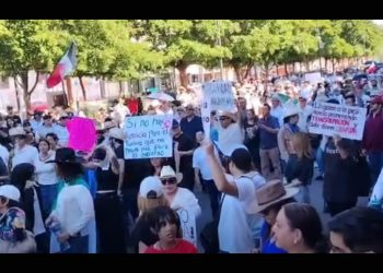 “Generación Z y Marcha del Sombrero” toman las calles de Hermosillo en contra del Gobierno de la 4T